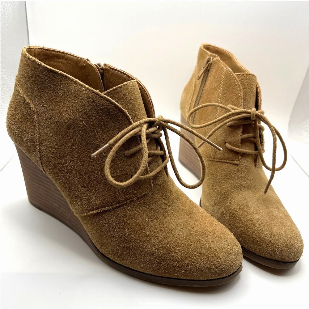Lucky Brand Shylow Suede Wedge Booties Tan Lace Up Side Zip Boots Women 7.5 - Picture 2 of 7